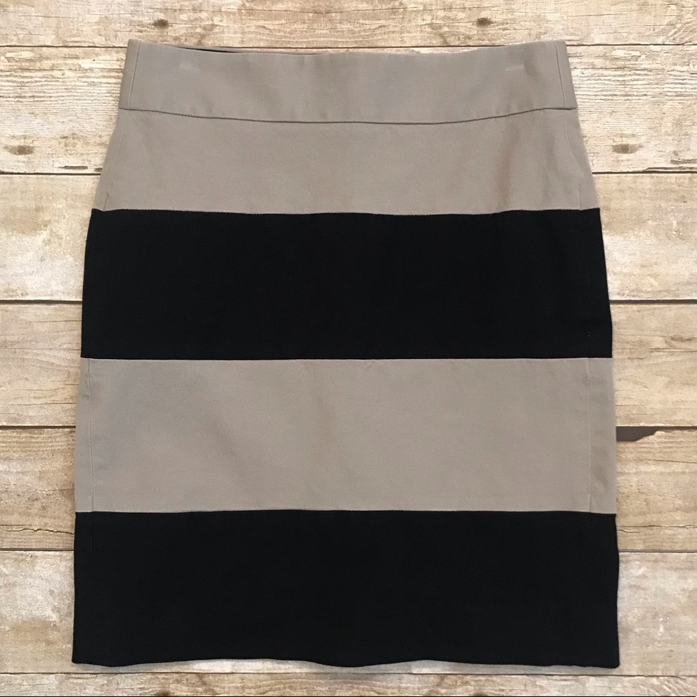 Color Block Pencil Skirt Size 2 - Banana Republic